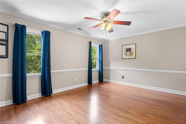 7049 Orchard Path Drive, Clemmons, NC 27012