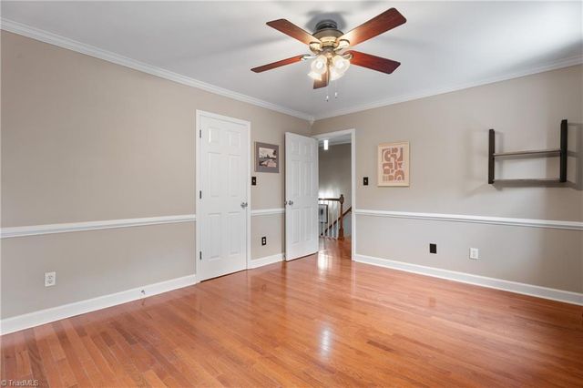 7049 Orchard Path Drive, Clemmons, NC 27012