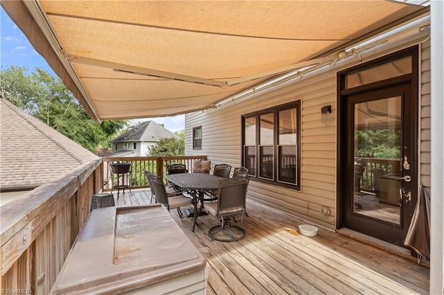7049 Orchard Path Drive, Clemmons, NC 27012