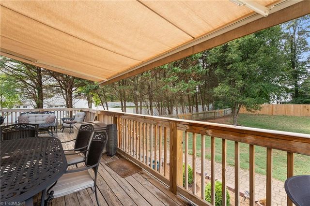 7049 Orchard Path Drive, Clemmons, NC 27012