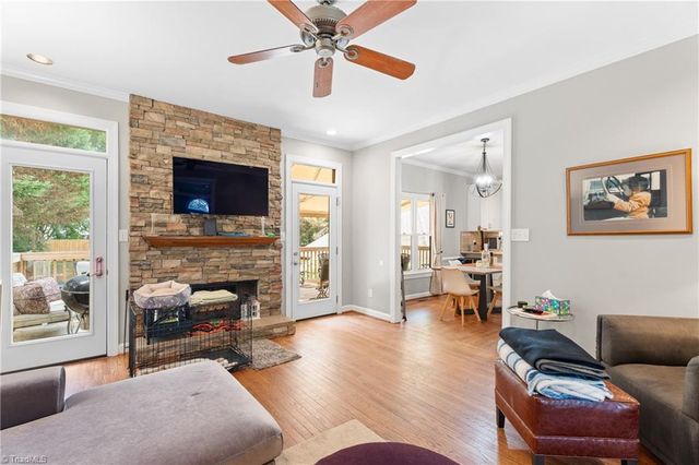 7049 Orchard Path Drive, Clemmons, NC 27012