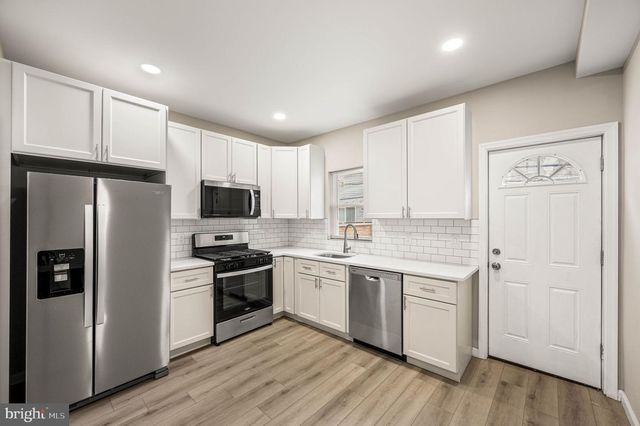 1317 S CORLIES ST, Philadelphia, PA 19146