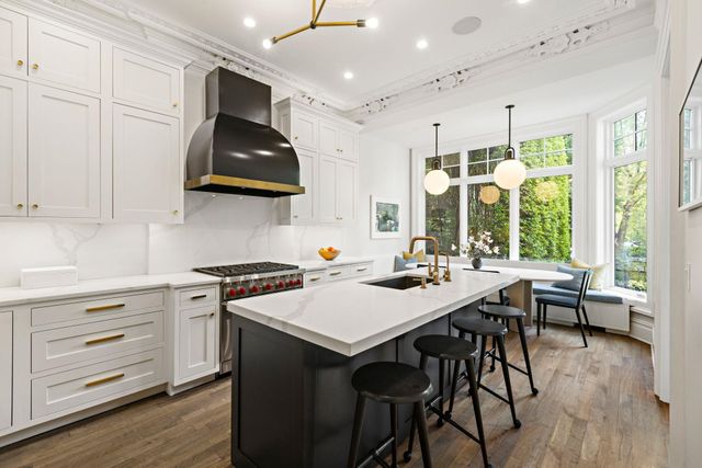 157 10TH ST, Hoboken, NJ 07030
