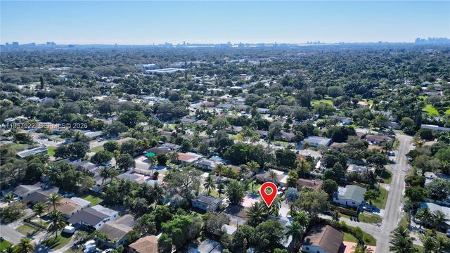 315 NE 160th Ter, Miami, FL 33162