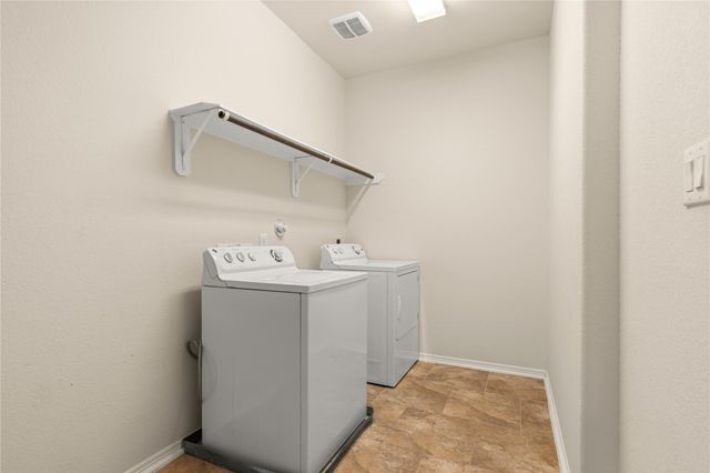 2706 Kings Retreat Circle, Kingwood, TX 77345