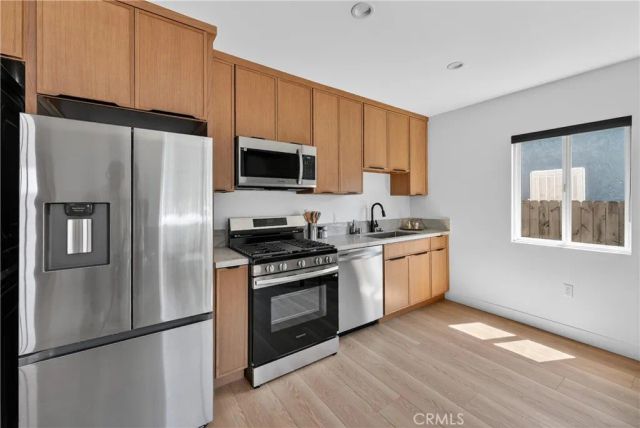 846 N Washington, Long Beach, CA 90813