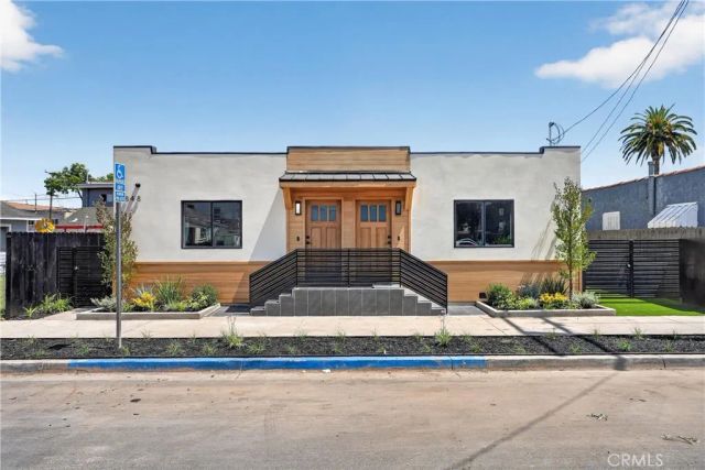 846 N Washington, Long Beach, CA 90813