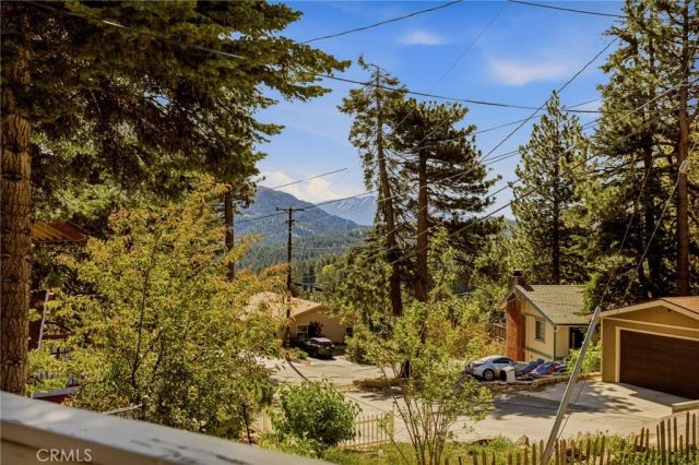 31530 Onacrest, Running Springs, CA 92382
