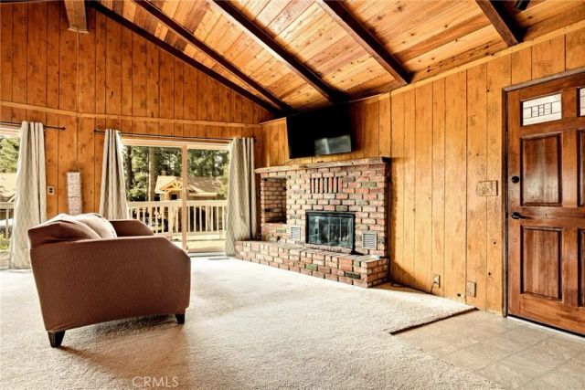 31530 Onacrest, Running Springs, CA 92382