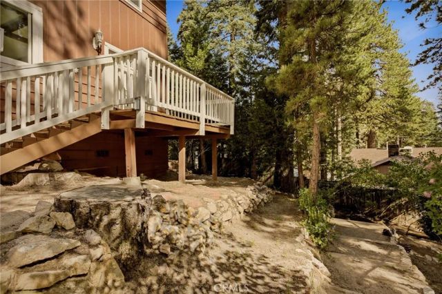 31530 Onacrest, Running Springs, CA 92382
