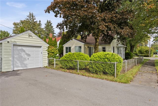 617 Howard Road, Gates, NY 14624