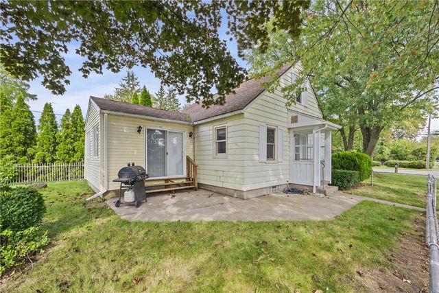 617 Howard Road, Gates, NY 14624