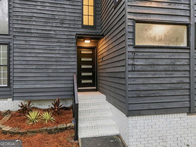 720 Twin Pines Road, Covington, GA 30014