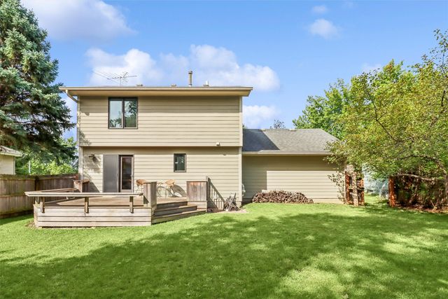 1414 E 20th Street, Norwalk, IA 50211