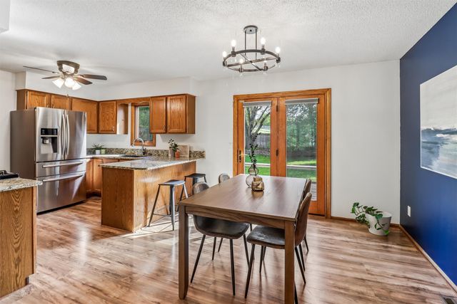 1414 E 20th Street, Norwalk, IA 50211