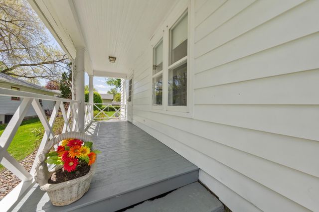 807 2nd Street SW, Faribault, MN 55021