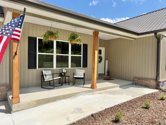 5232 Apison Road, Cohutta, GA 30710