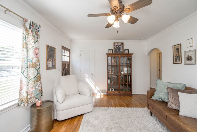 313 SW Logan Street, Ankeny, IA 50023