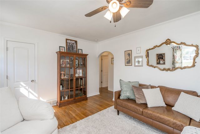 313 SW Logan Street, Ankeny, IA 50023