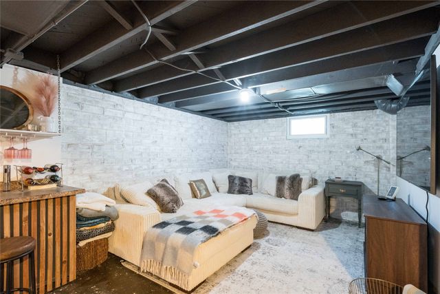 313 SW Logan Street, Ankeny, IA 50023