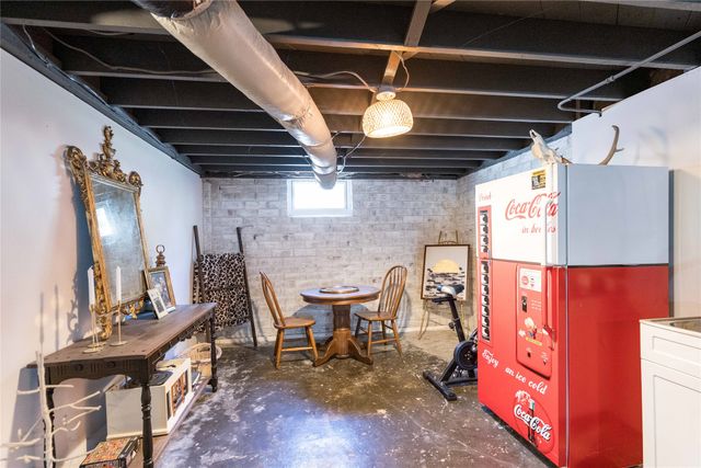 313 SW Logan Street, Ankeny, IA 50023