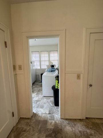 1981 SNOWDEN AVE, Memphis, TN 38107