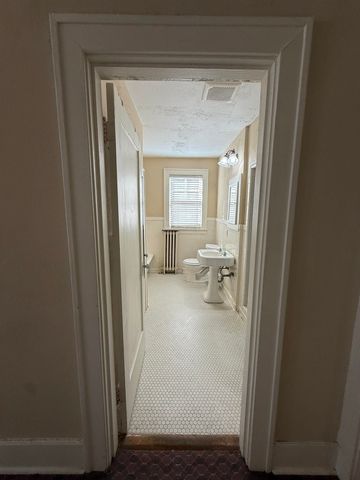 1981 SNOWDEN AVE, Memphis, TN 38107