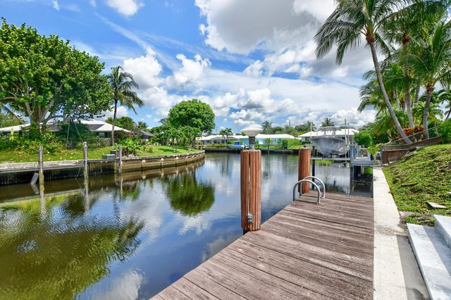 891 SW Hickory Terrace, Boca Raton, FL 33486