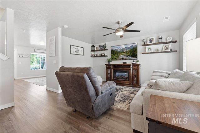 10615 Hackberry Street, Nampa, ID 83687