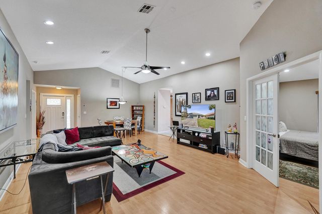 9355 NW 18th Drive, Plantation, FL 33322