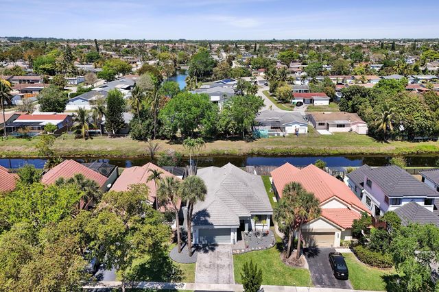 9355 NW 18th Drive, Plantation, FL 33322