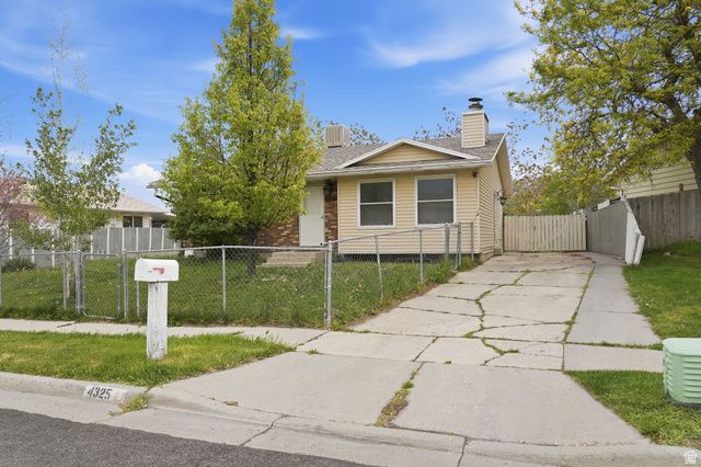 4325 S WILDROSE DR, West Valley City, UT 84120