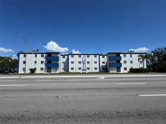 350 79TH AVENUE N 330, St Petersburg, FL 33702