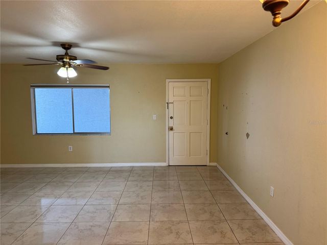 350 79TH AVENUE N 330, St Petersburg, FL 33702