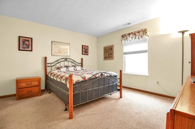 6817 Riding Trail Drive, Canal Winchester, OH 43110