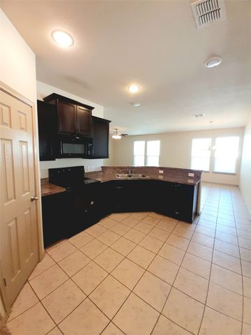 10916 Hopewell Cove, Fort Worth, TX 76179