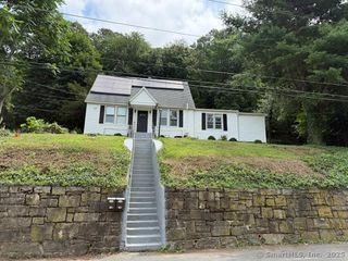 74 Mount Pleasant Street 2, Derby, CT 06418