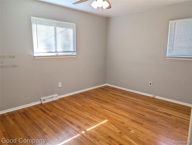 26608 Masch Drive, Warren, MI 48091