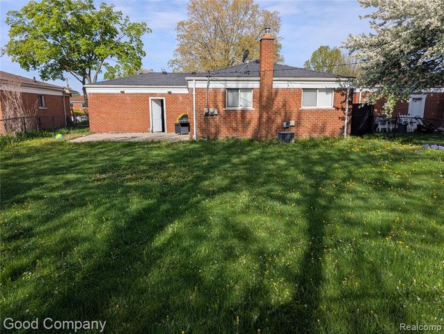 26608 Masch Drive, Warren, MI 48091
