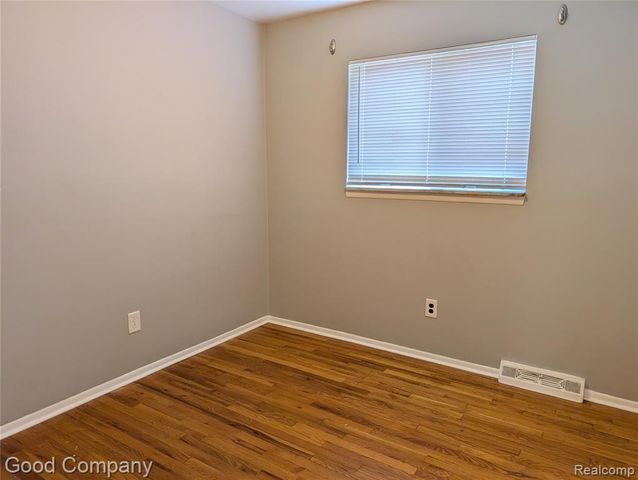 26608 Masch Drive, Warren, MI 48091