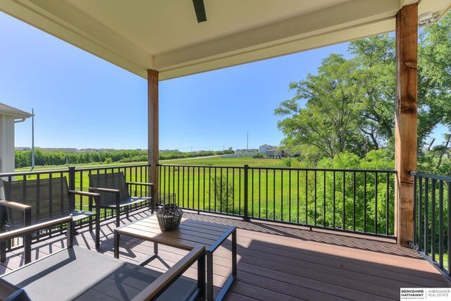 21725 G Street, Elkhorn, NE 68022