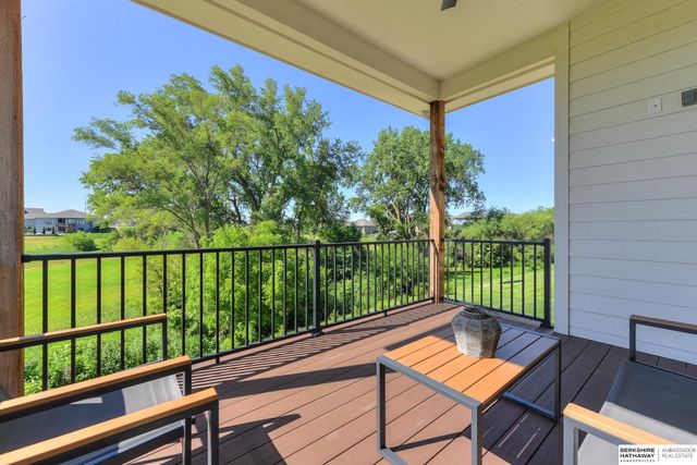 21725 G Street, Elkhorn, NE 68022