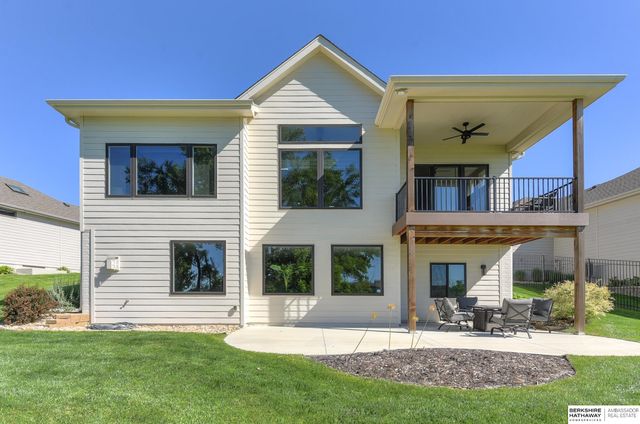21725 G Street, Elkhorn, NE 68022