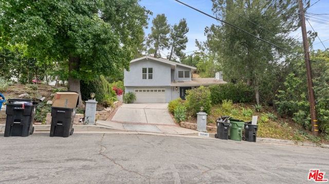 22540 Margarita Drive, Woodland Hills, CA 91364
