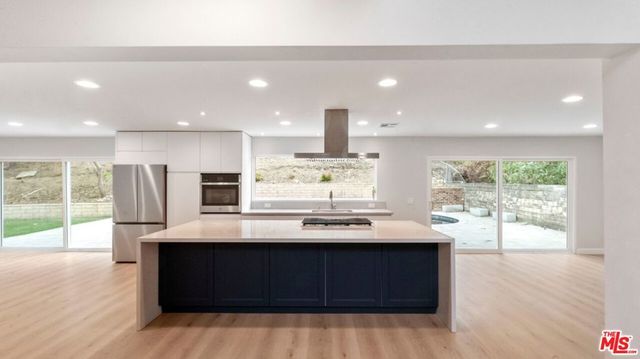 22540 Margarita Drive, Woodland Hills, CA 91364