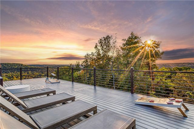 13896 Skyline Drive, Omaha, AR 72662