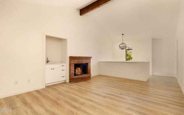 125 Bath Street B2, Santa Barbara, CA 93101