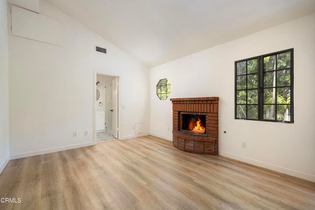 125 Bath Street B2, Santa Barbara, CA 93101