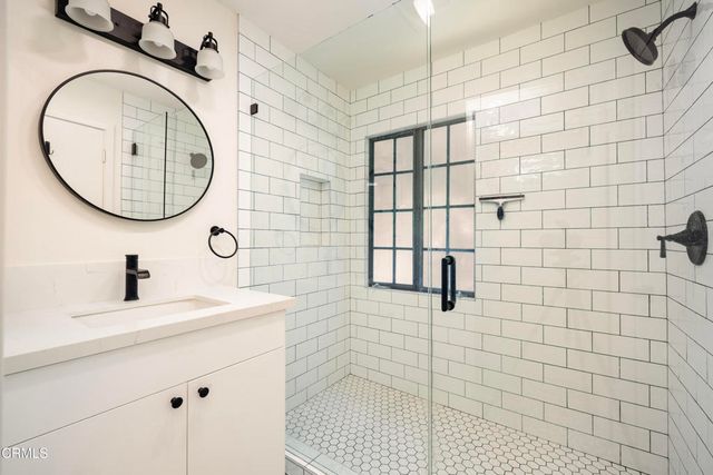 125 Bath Street B2, Santa Barbara, CA 93101