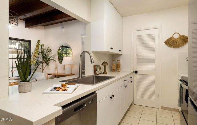 125 Bath Street B2, Santa Barbara, CA 93101